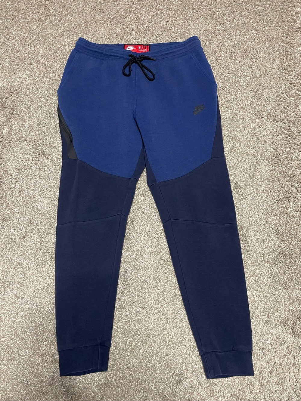 Nike Tech Fleece Joggers Men’s Size Medium